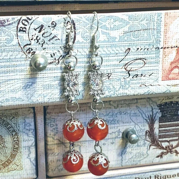 Handcrafted Red Carnelian Gemstone Lacy Silver Clear Crystal Dangle Earrings - Picture 1 of 10